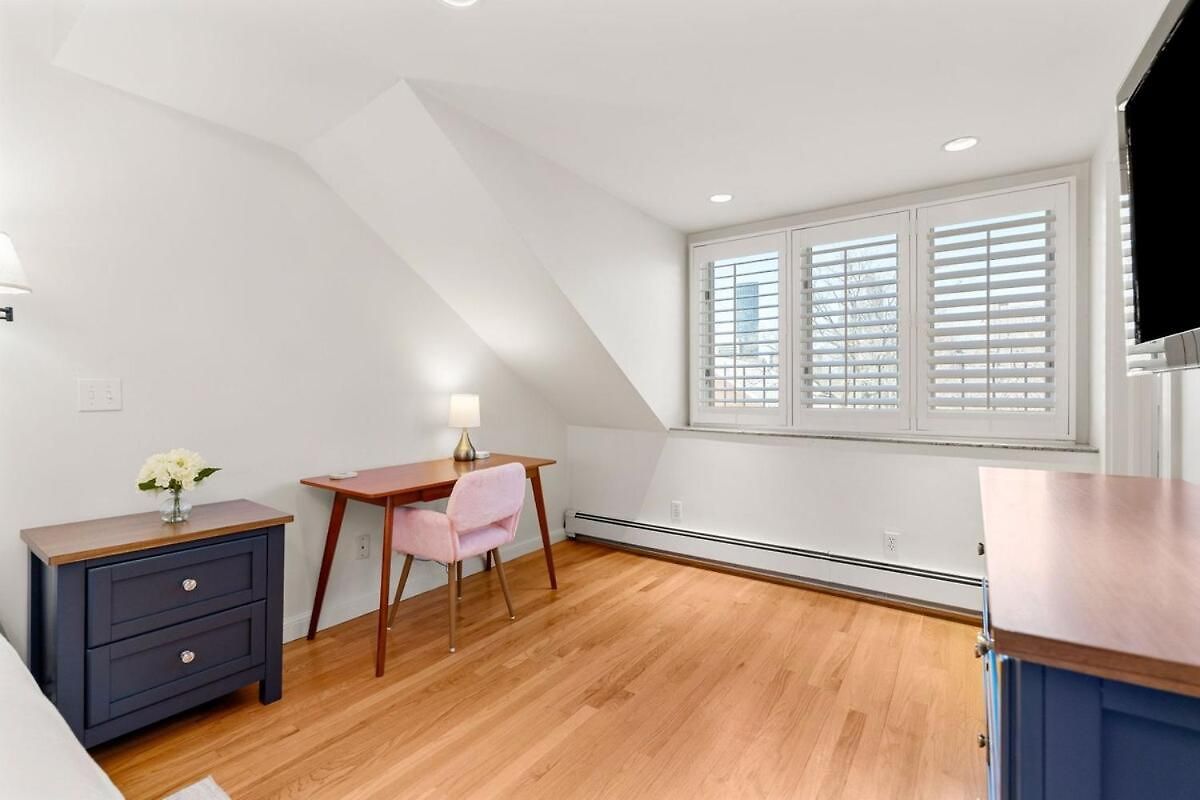 South End Historic Rowhouse - World Cup Apartment Boston