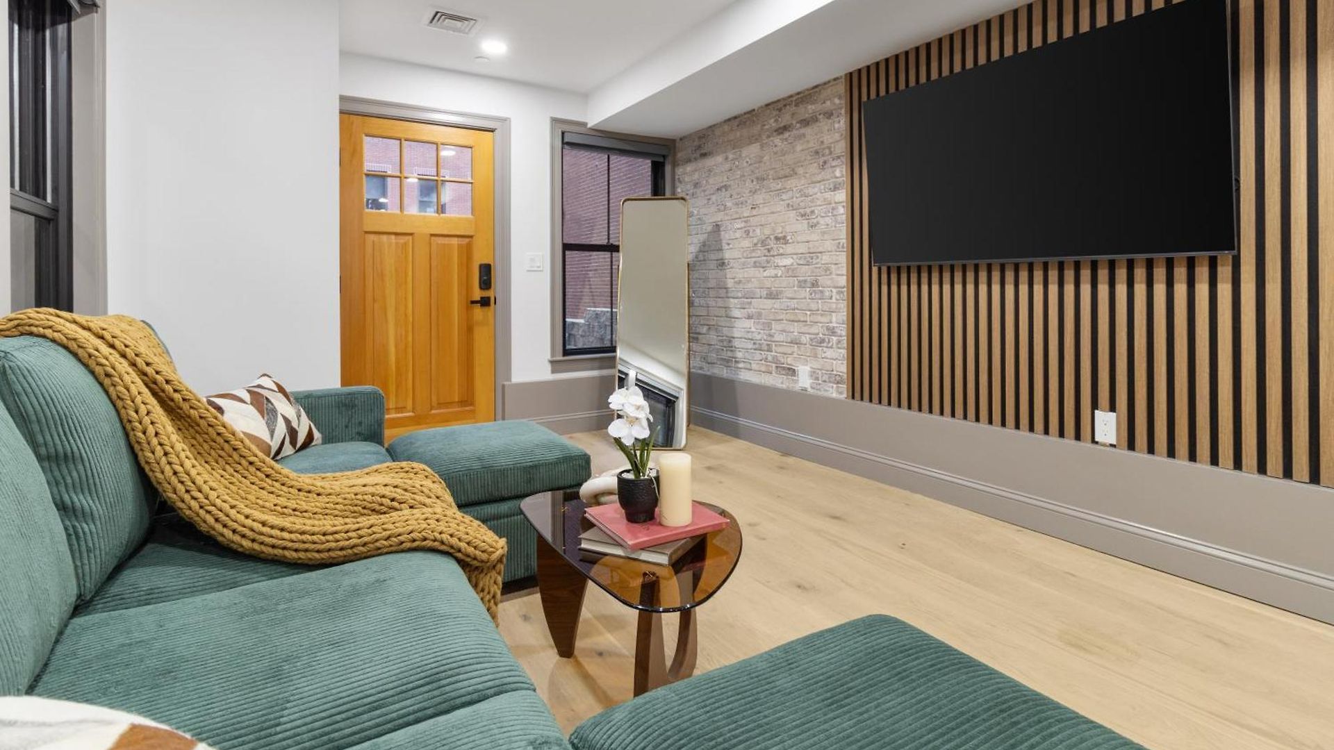 North End 2br Prime Location Boston