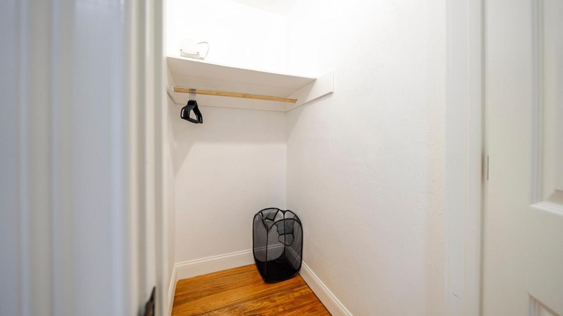 Apartment Family Retreat 4br - Near Redline & 5mins To Franklin Park Zoo - Free Parking 27 *