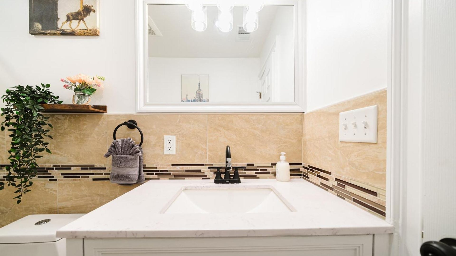 Inviting 4br - Kid Friendly - Near I-95 & Free Parking 90-2 Boston