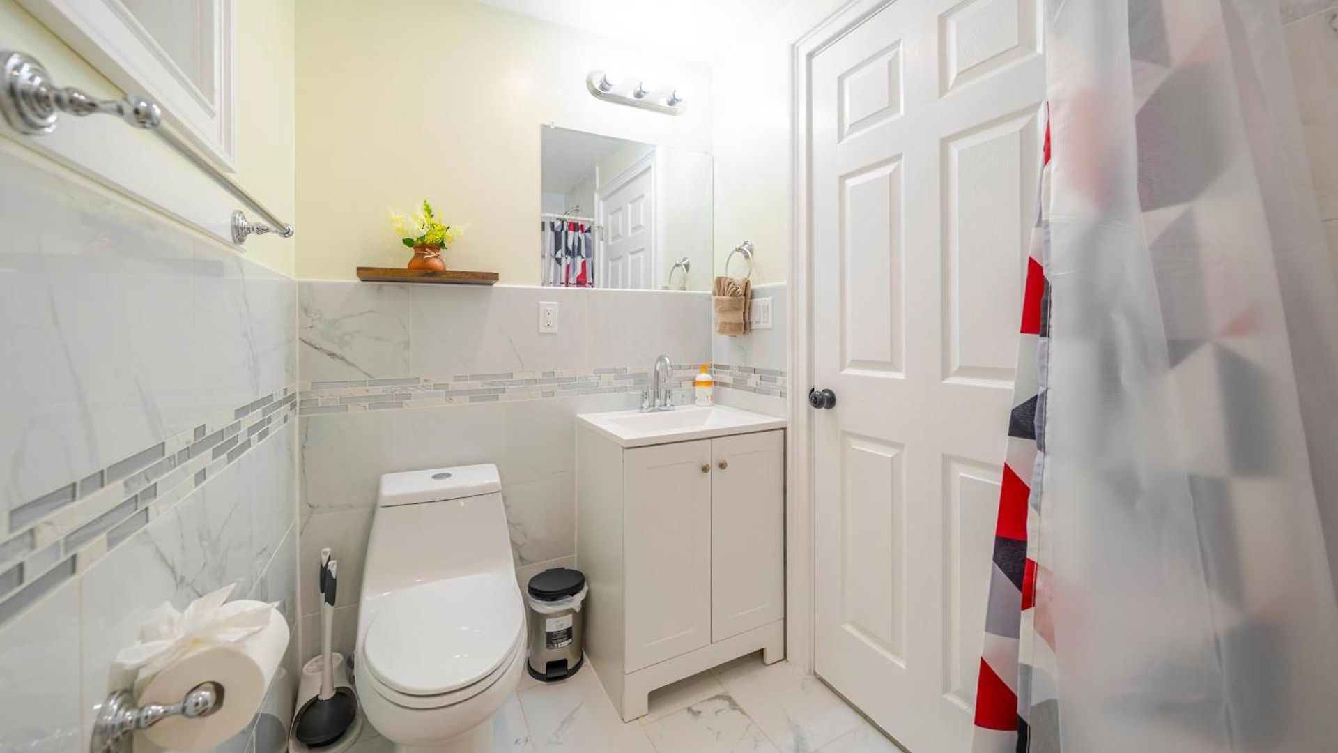Apartment Family Retreat 4br - Near Redline & 5mins To Franklin Park Zoo - Free Parking 27