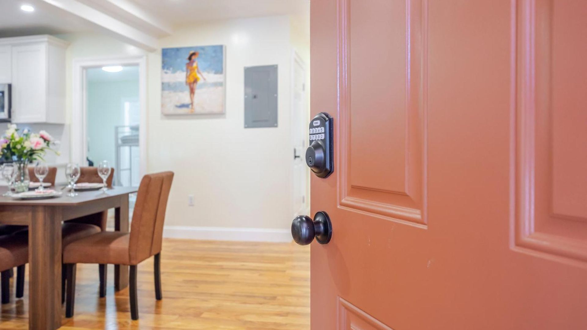 Apartment Family Retreat 4br - Near Redline & 5mins To Franklin Park Zoo - Free Parking 27 *