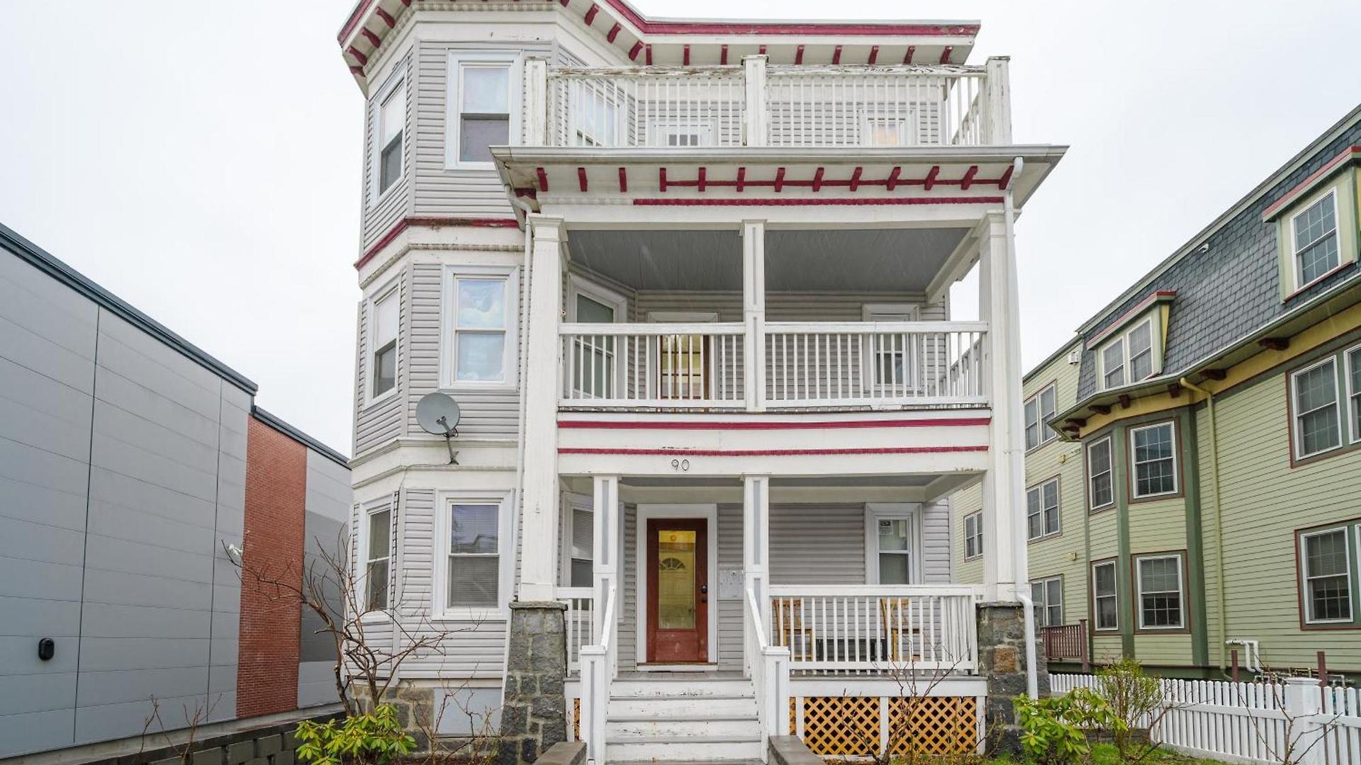 Apartment Inviting 4br - Kid Friendly - Near I-95 & Free Parking 90-2