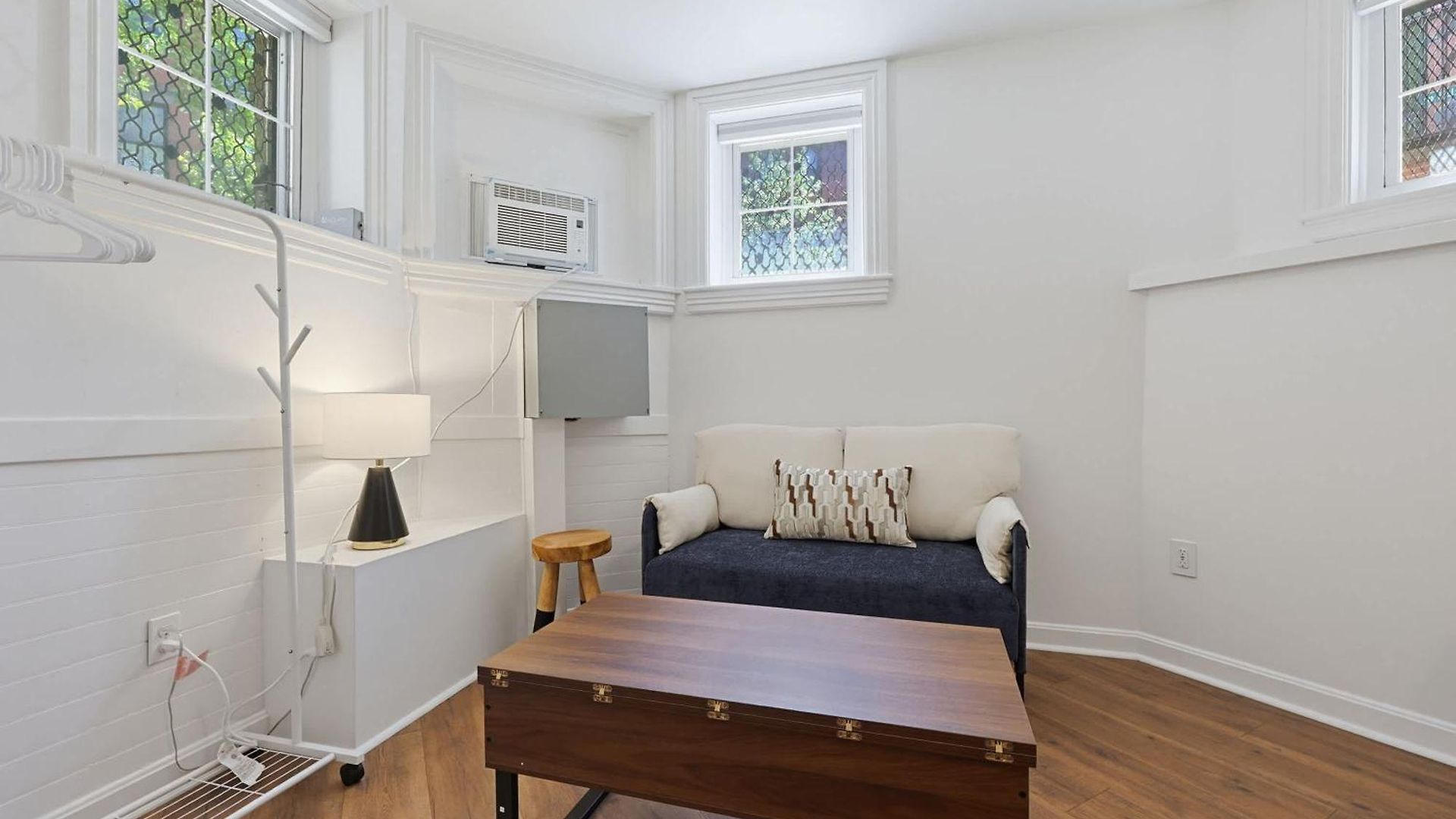 Polished Back Bay Near Shops & Dining * Boston