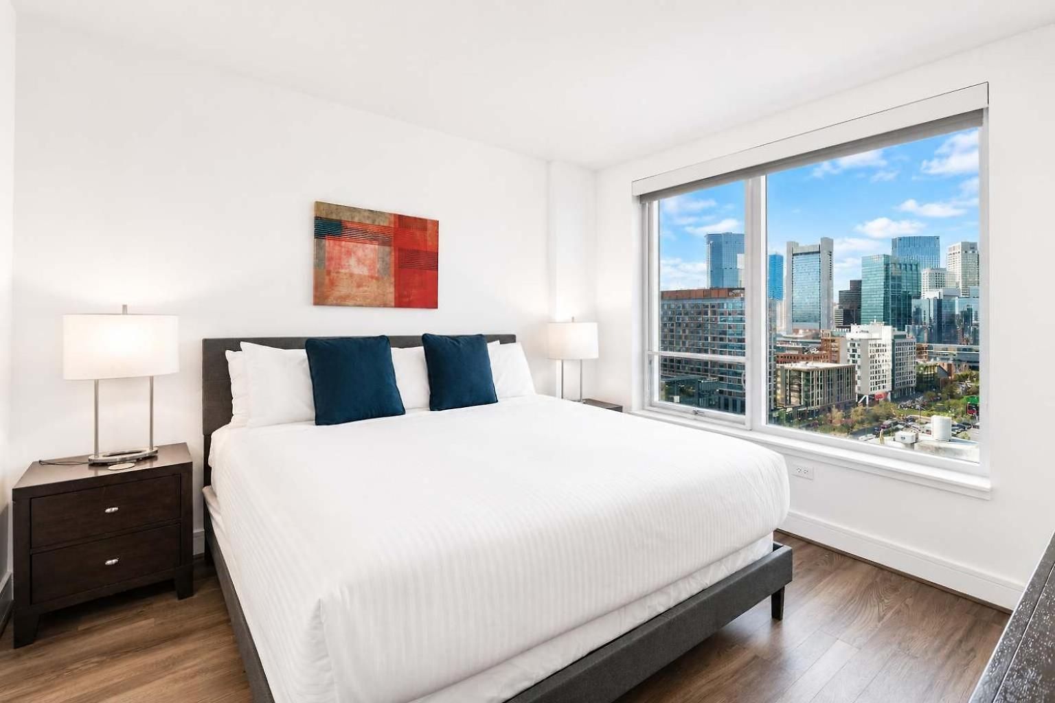 Spacious In Seaport * Boston