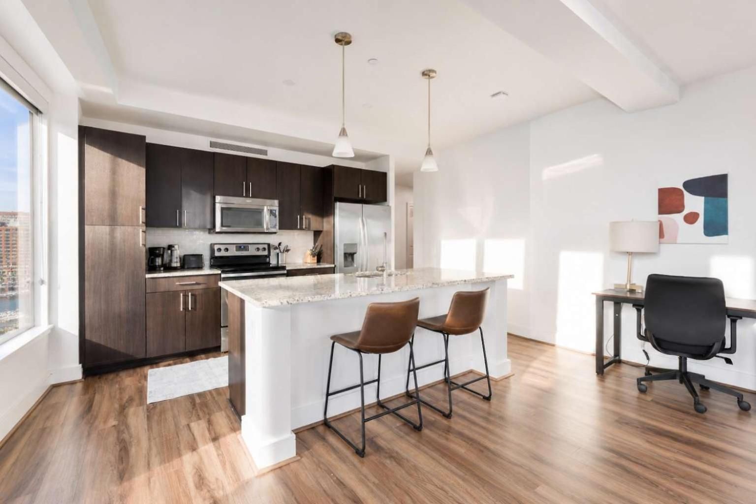 Spacious In Seaport Apartment Boston