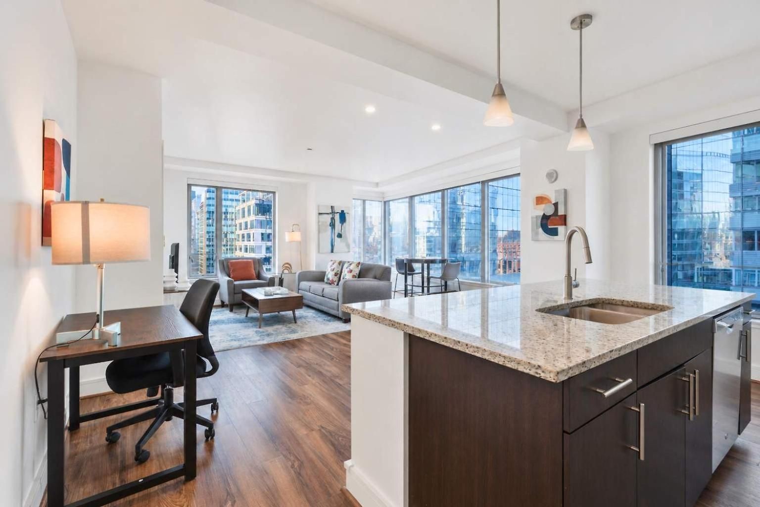 Spacious In Seaport Boston