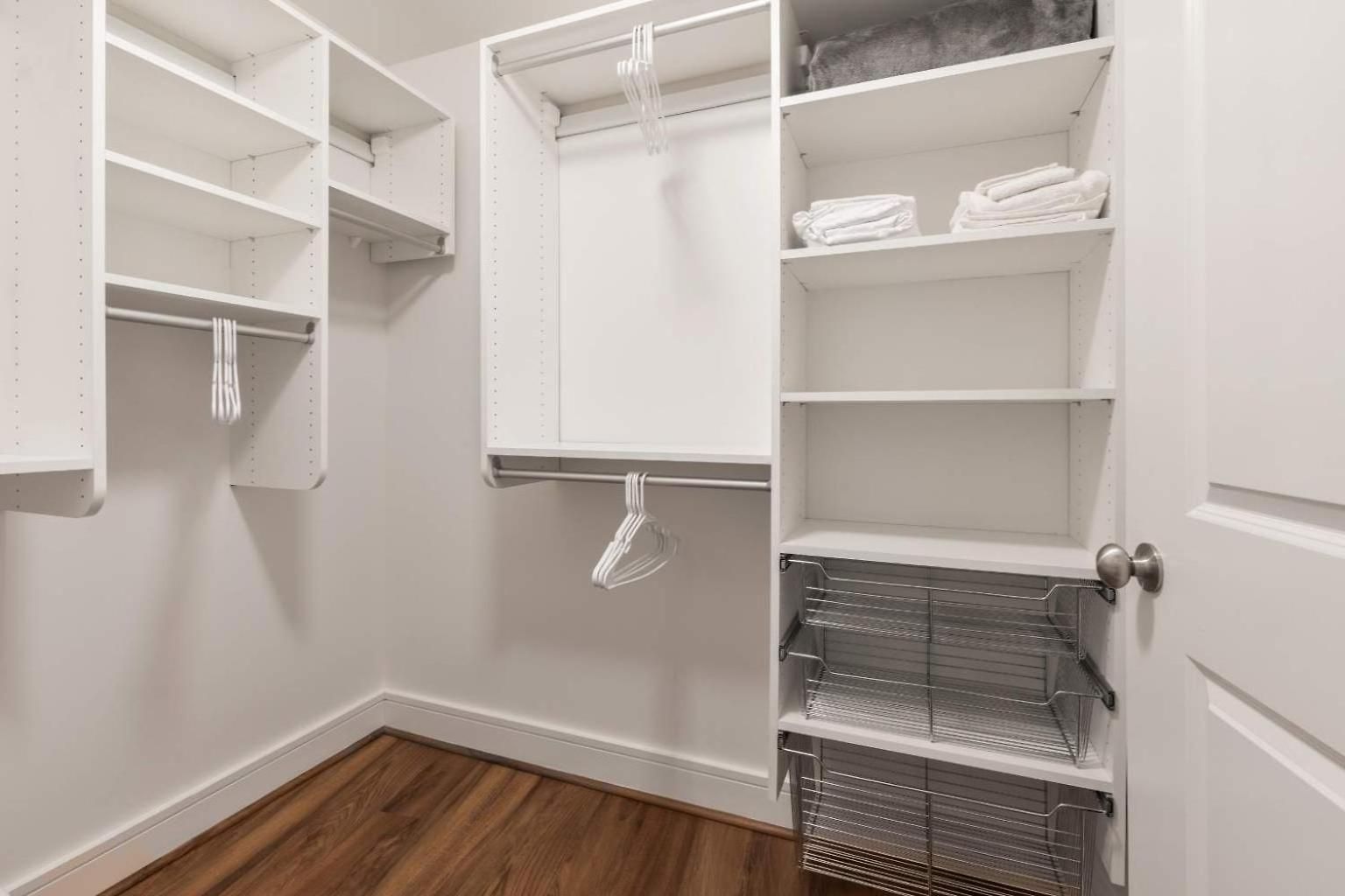 Apartment Spacious In Seaport *