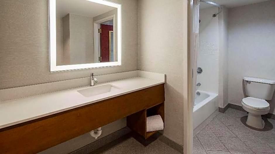 Hotel Roundhouse