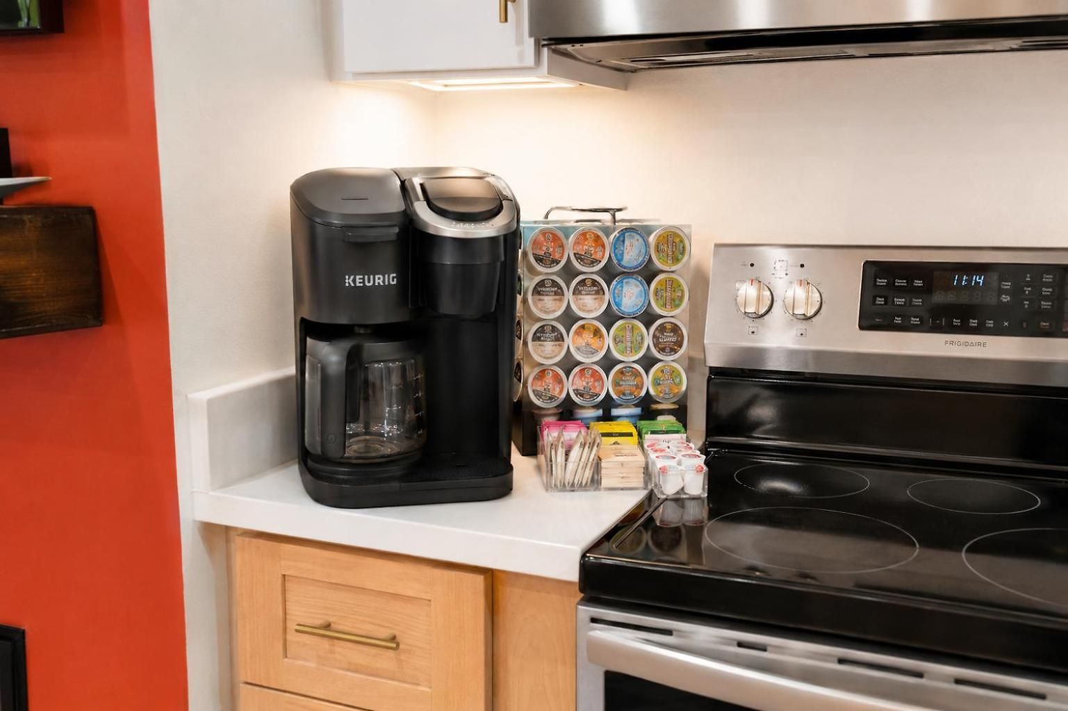 Modern Near Logan With Private Entrance Homestay Boston