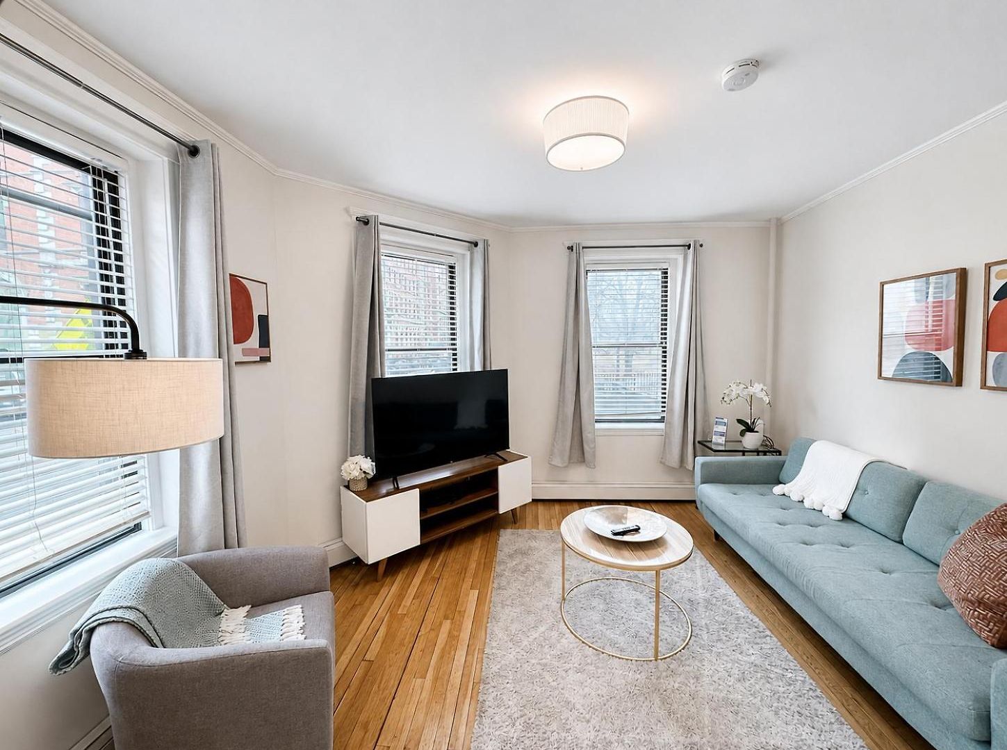 Cozy 1 Bed Near Medical Apartment *