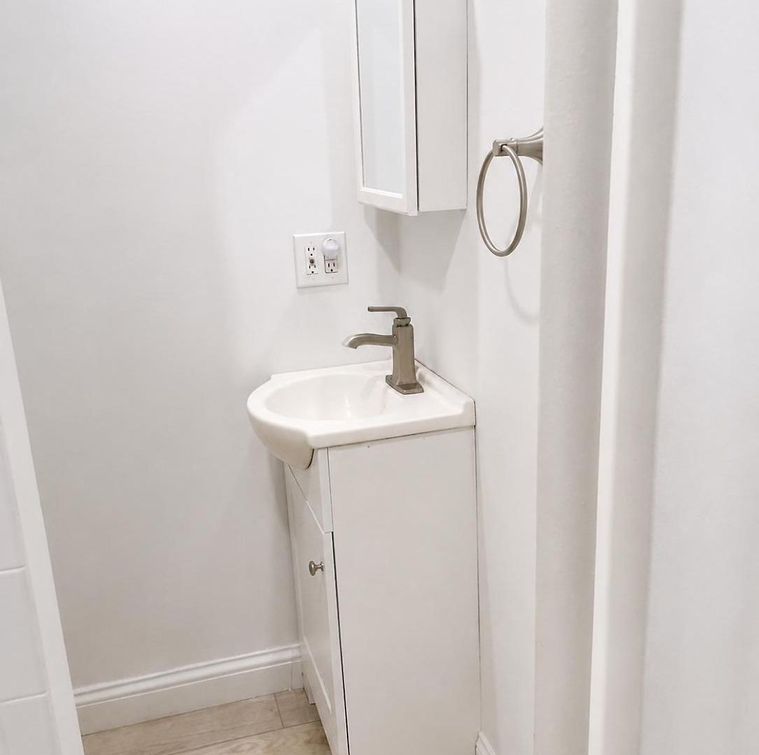 Cozy 1 Bed Near Medical Apartment