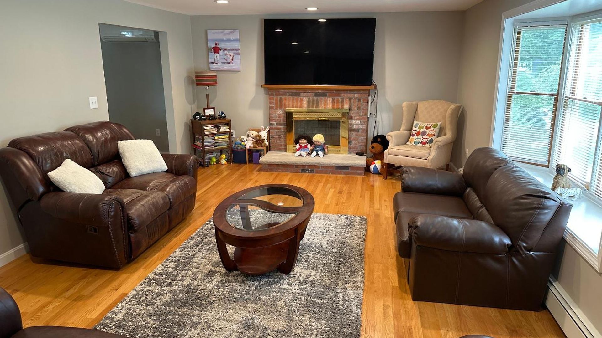 Single Family House - 19' Train To Back Bay *