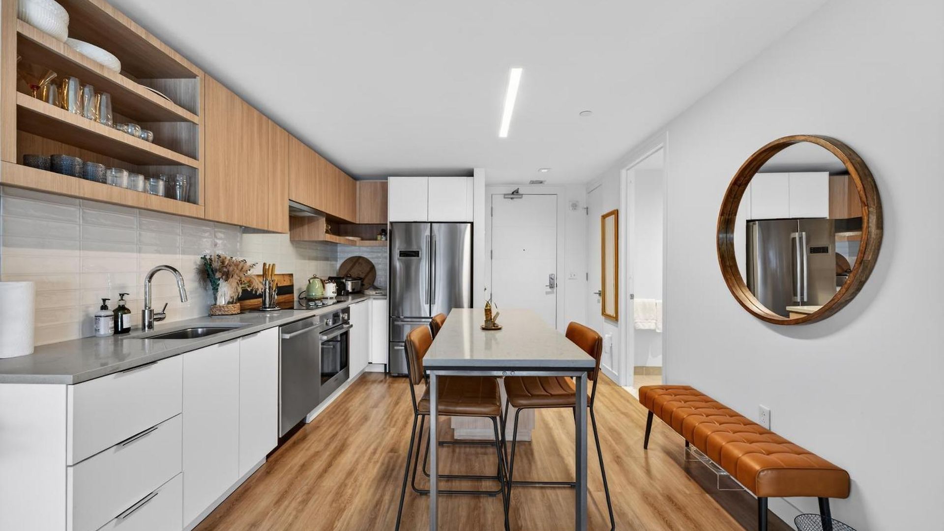 Prime Seaport 2br Steps To Convention Center Apartment Boston