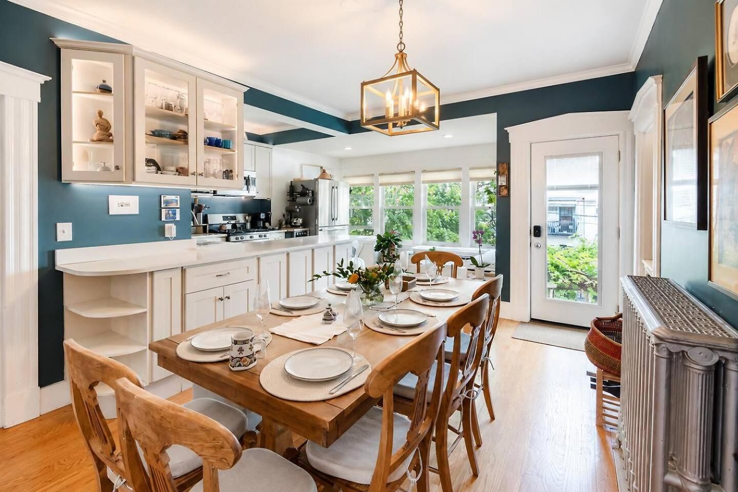 2 Full Kitchens, Near Airport, Yard & Fire Pit Holiday home Boston