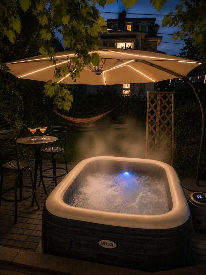 2 Full Kitchens, Near Airport, Yard & Fire Pit Holiday home Boston