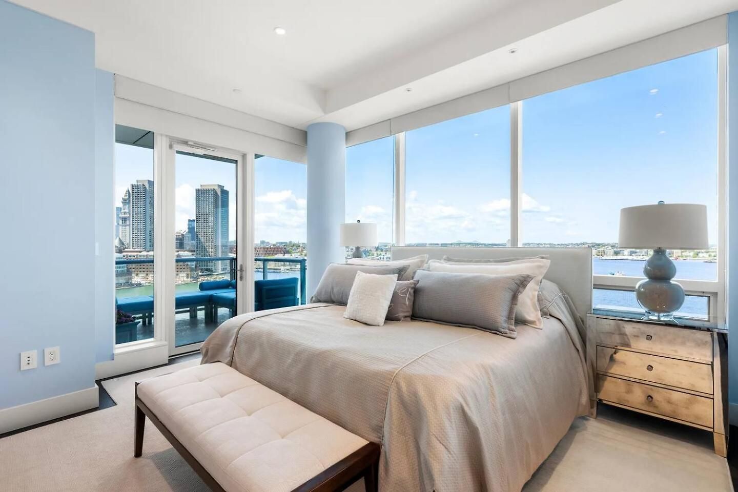 Spacious Living View Boston