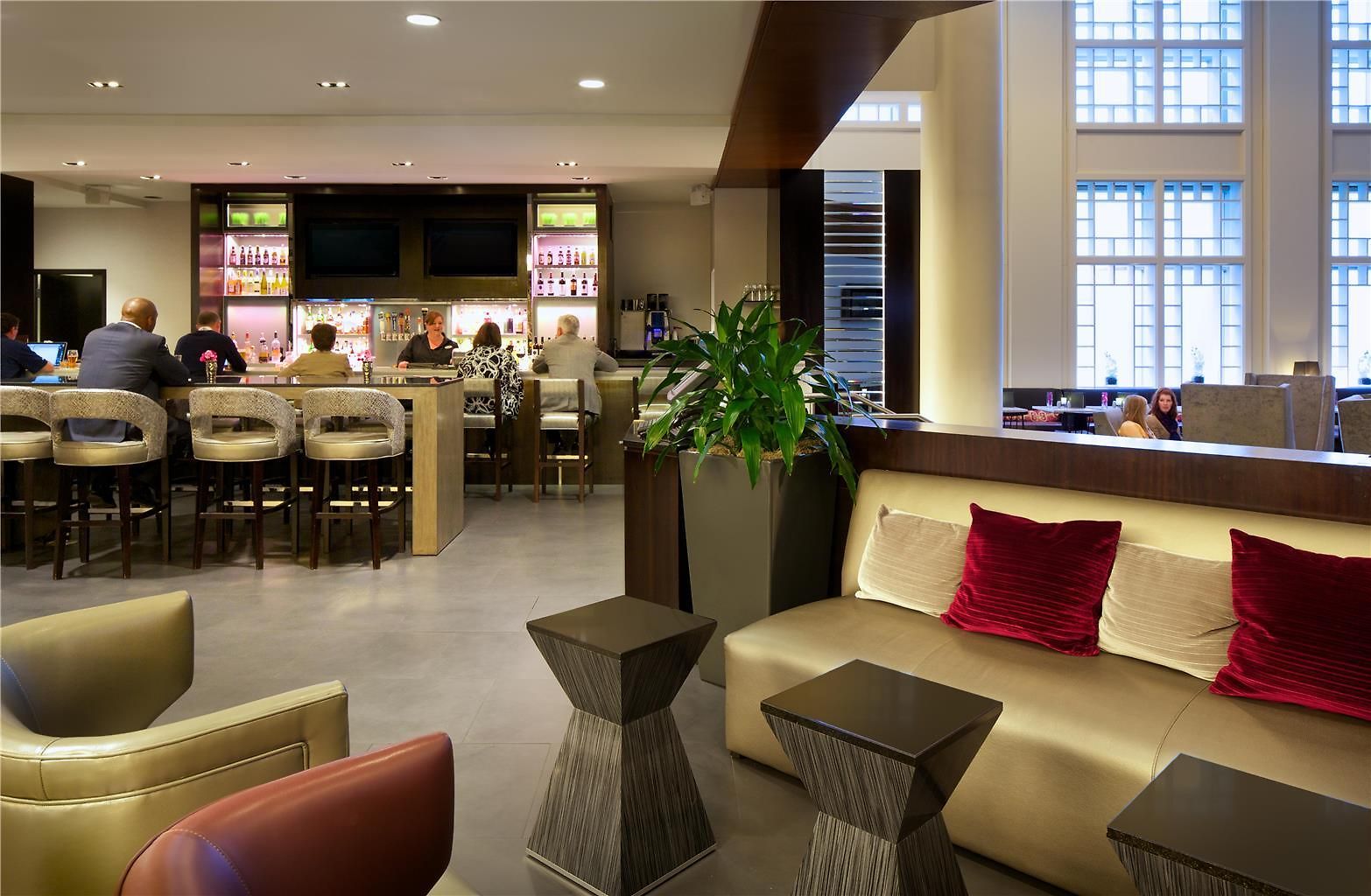 Hyatt Regency Hotel 4*