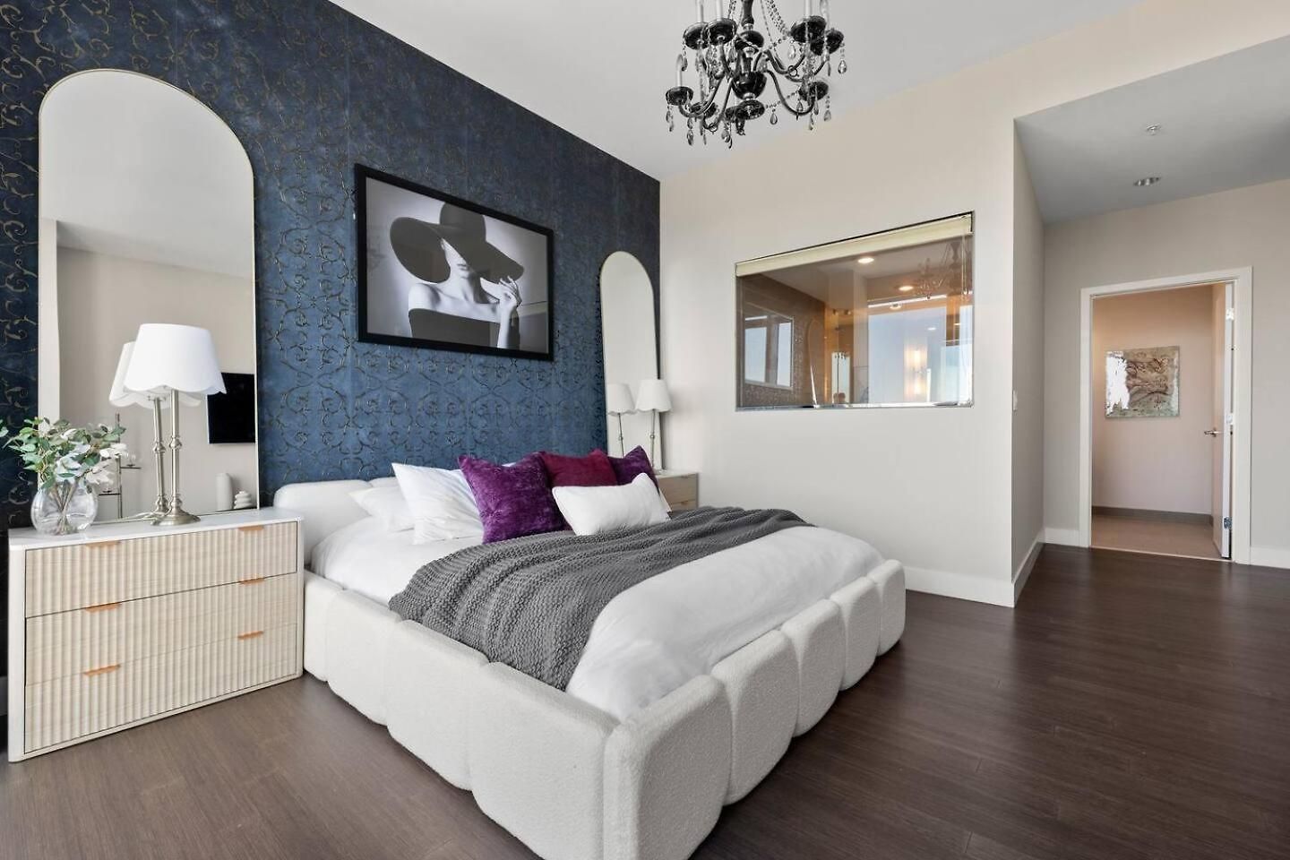 Penthouse Residences Living Modern *