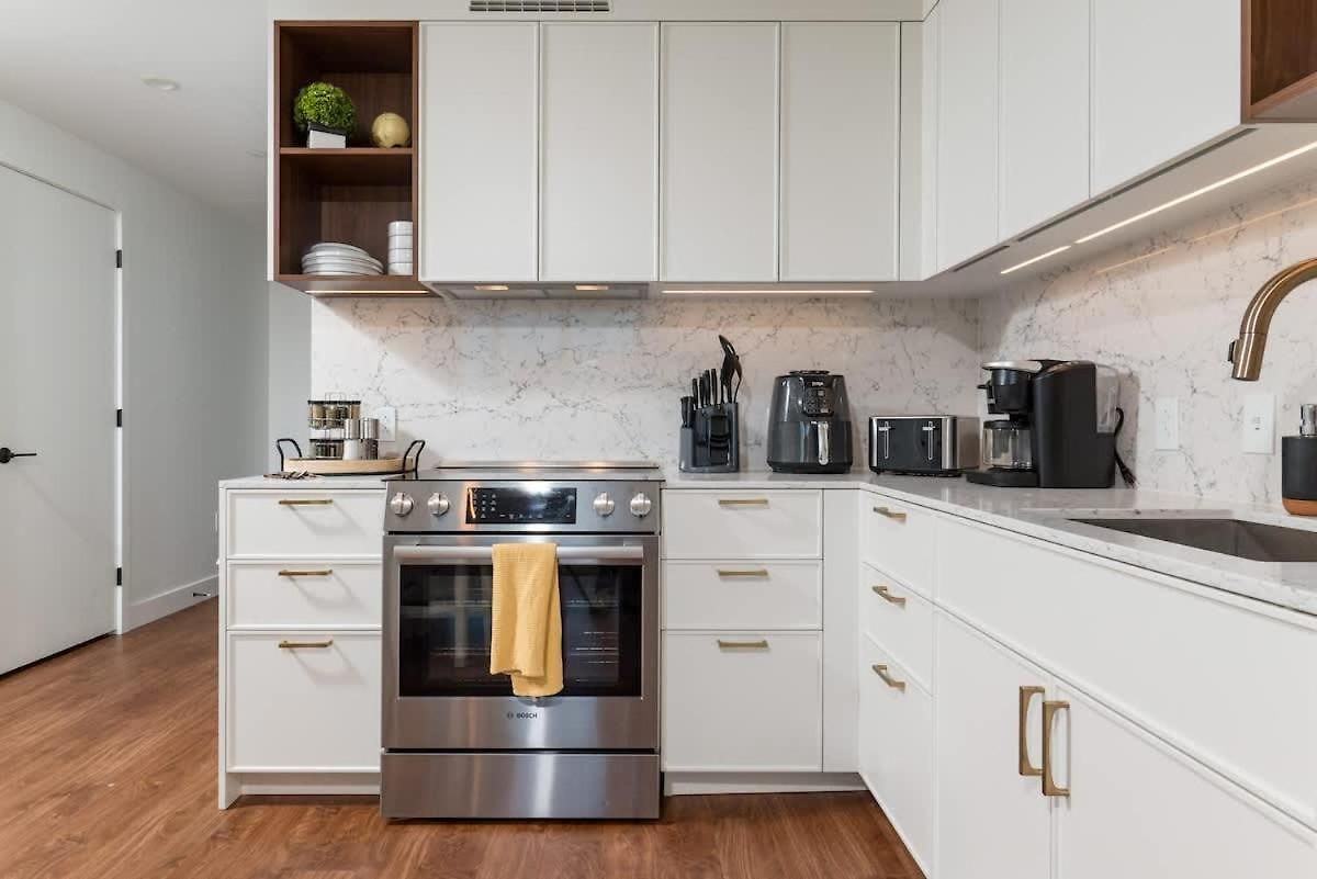 Back-bay W Roof Gym & Parking Apartment Boston