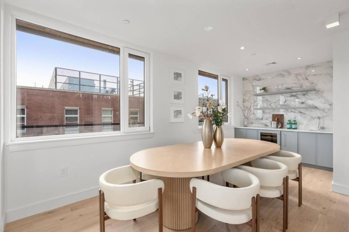 Apartment Charming And Chic Boston
