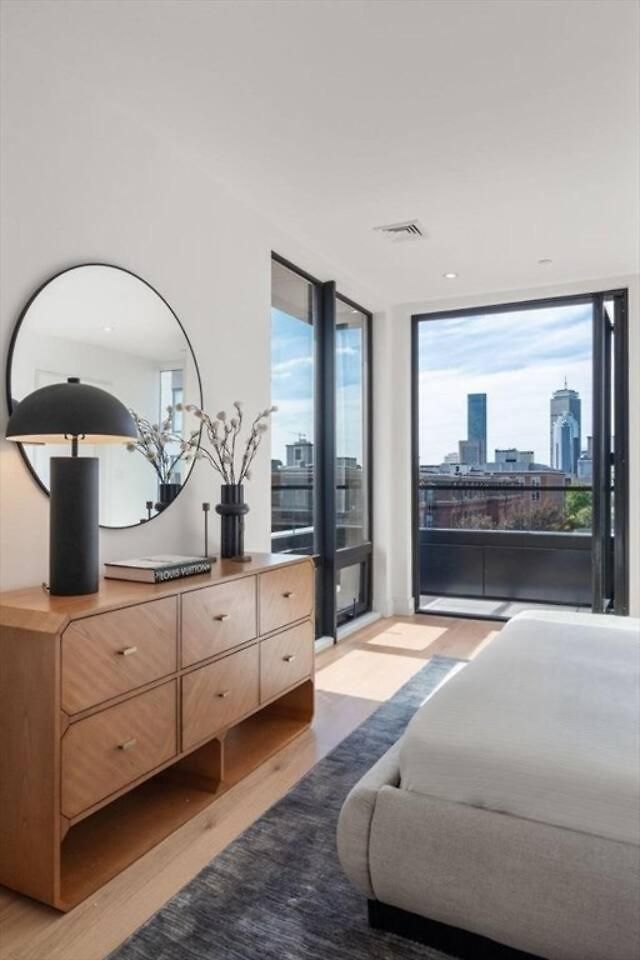 Apartment Charming And Chic Boston