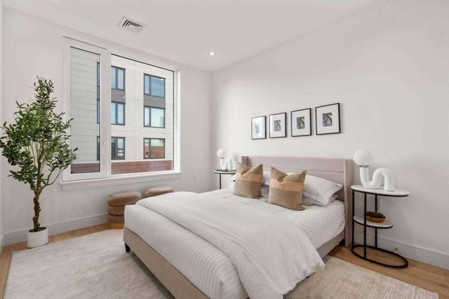 Apartment Charming And Chic *