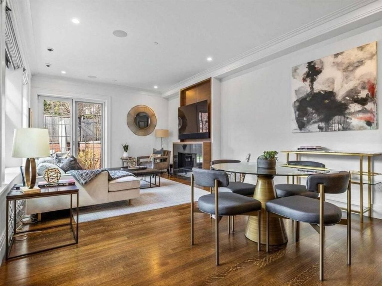 Exceptionally Private Garden Apartment