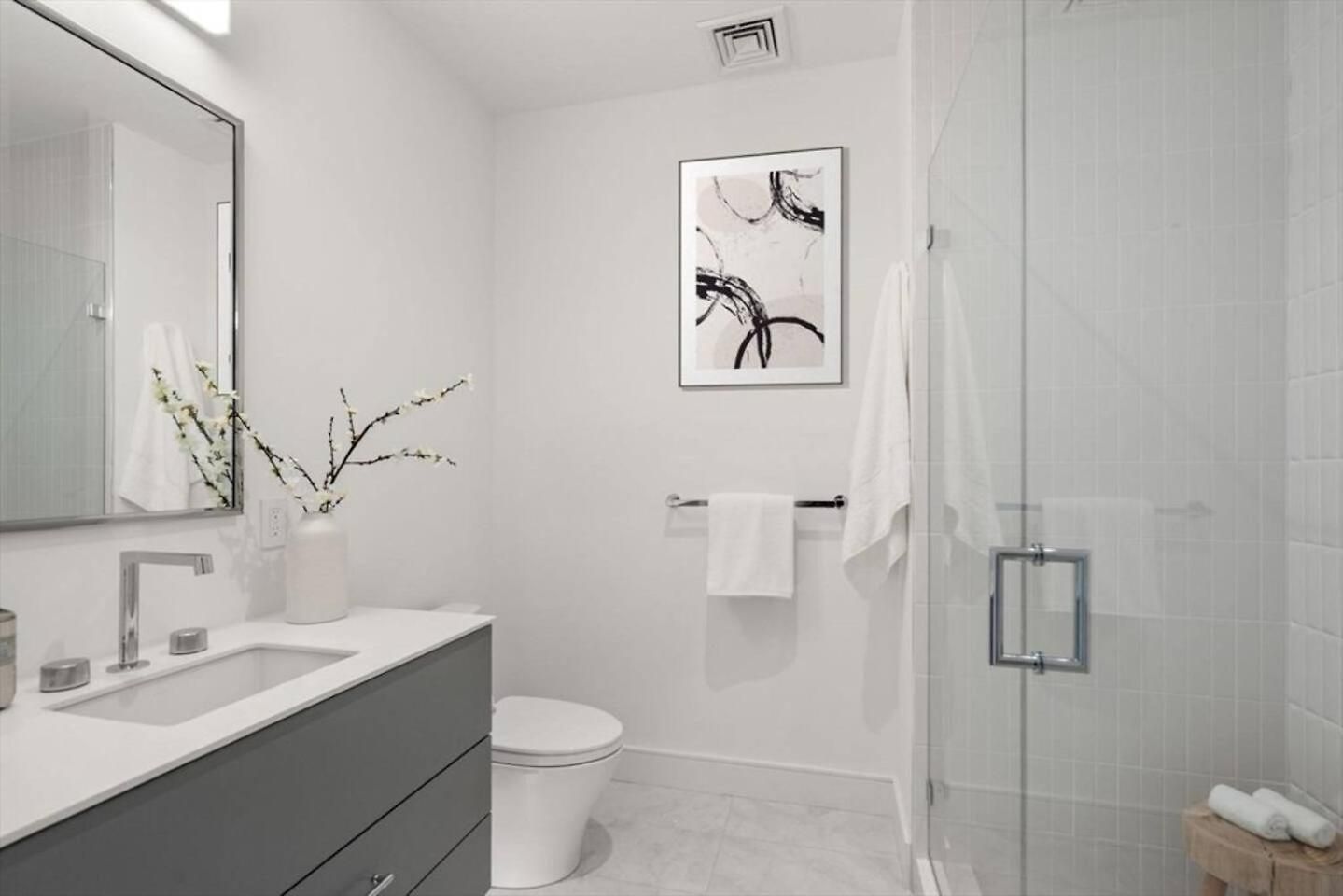 Apartment Charming And Chic *