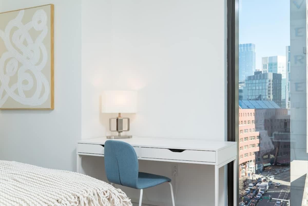 Apartment Back-bay W Roof Gym & Parking