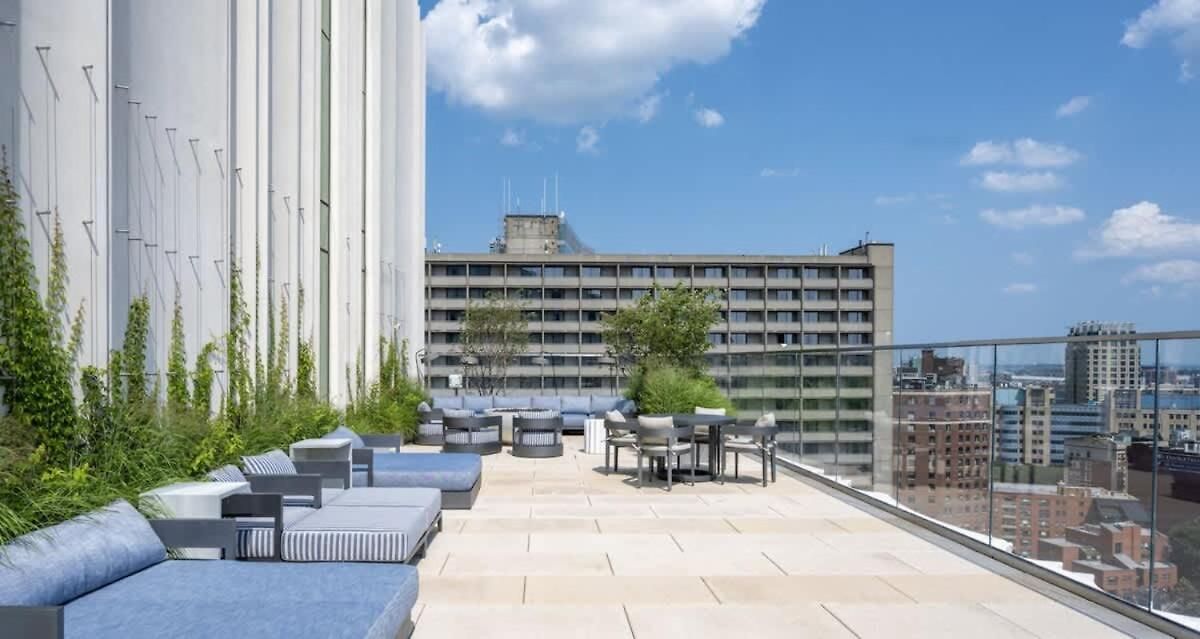 Back-bay W Roof Gym & Parking * Boston