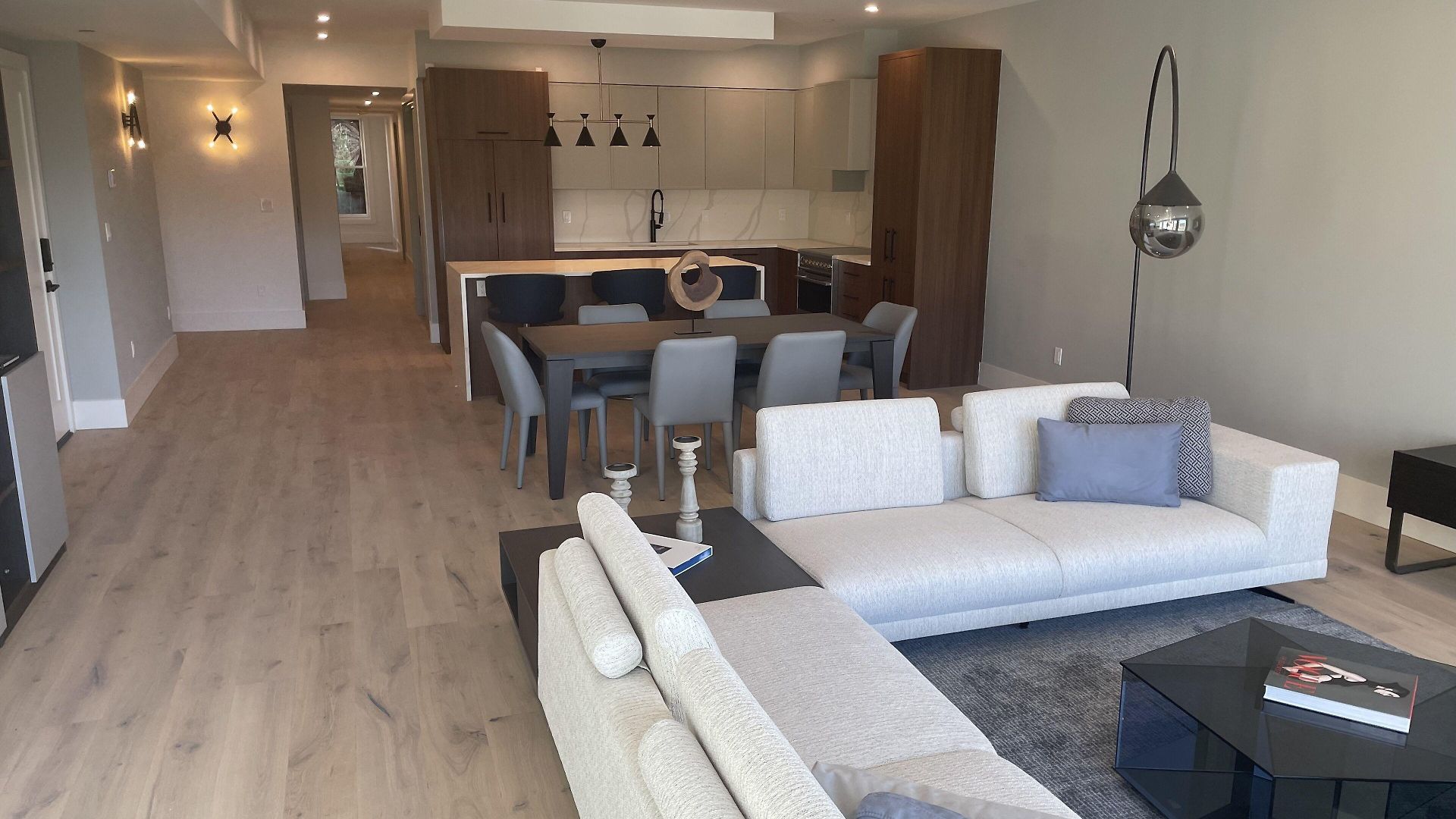 The Monty Apartment