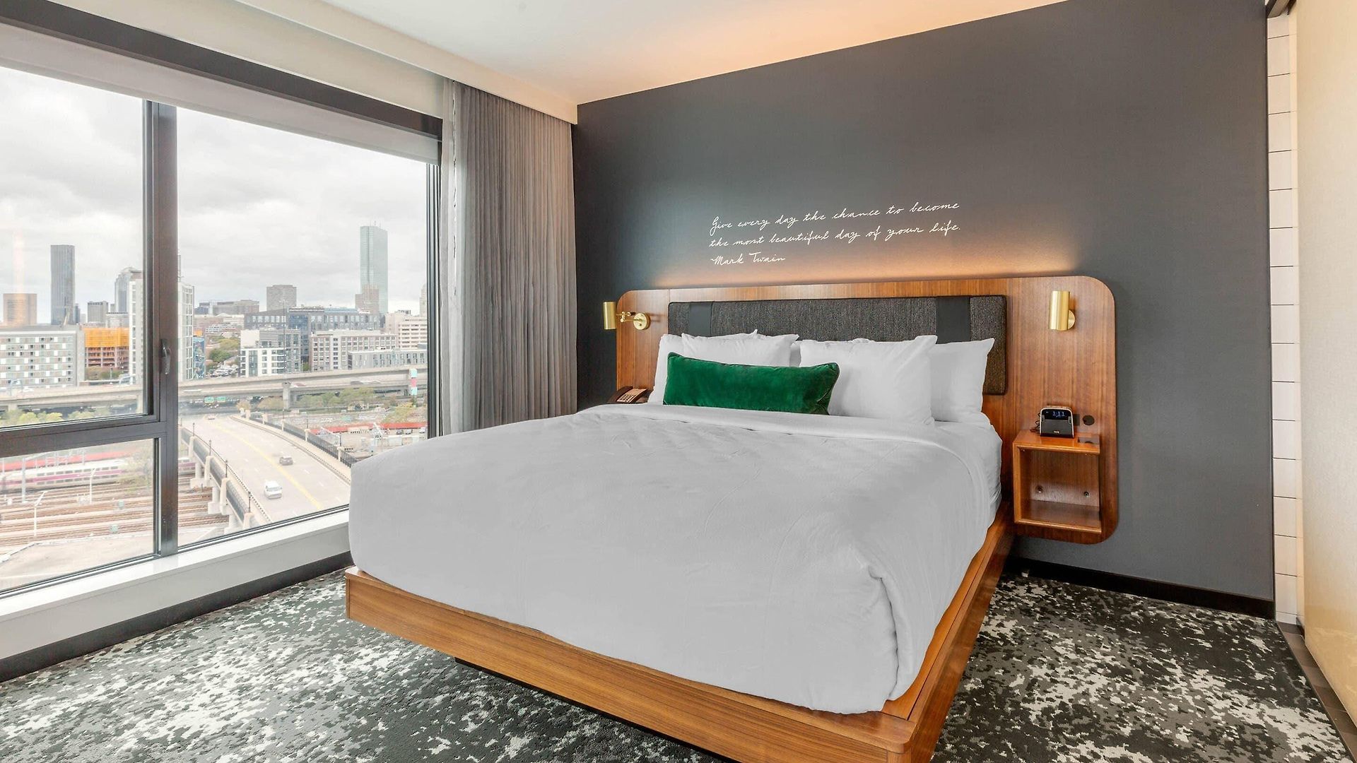 Cambria Downtown - Seaport Hotel Boston