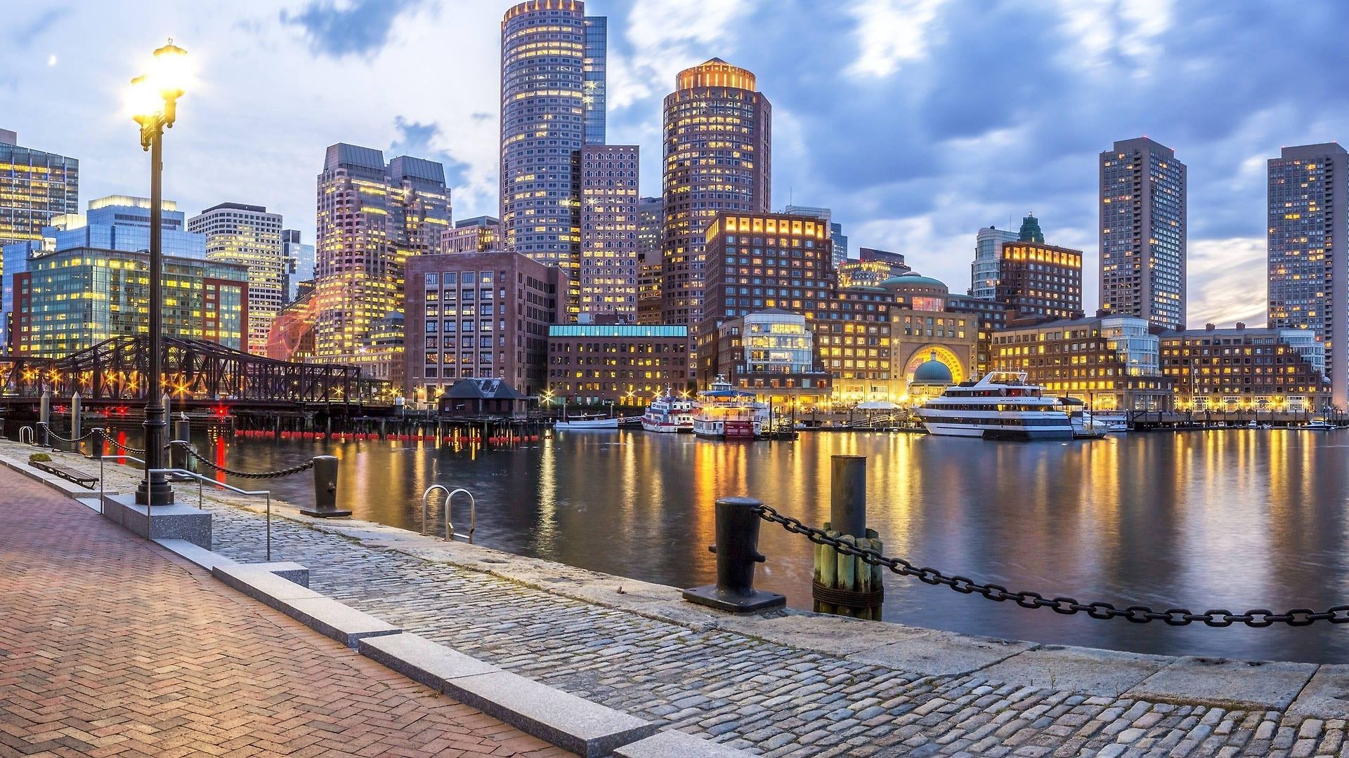 Cambria Downtown - Seaport Hotel