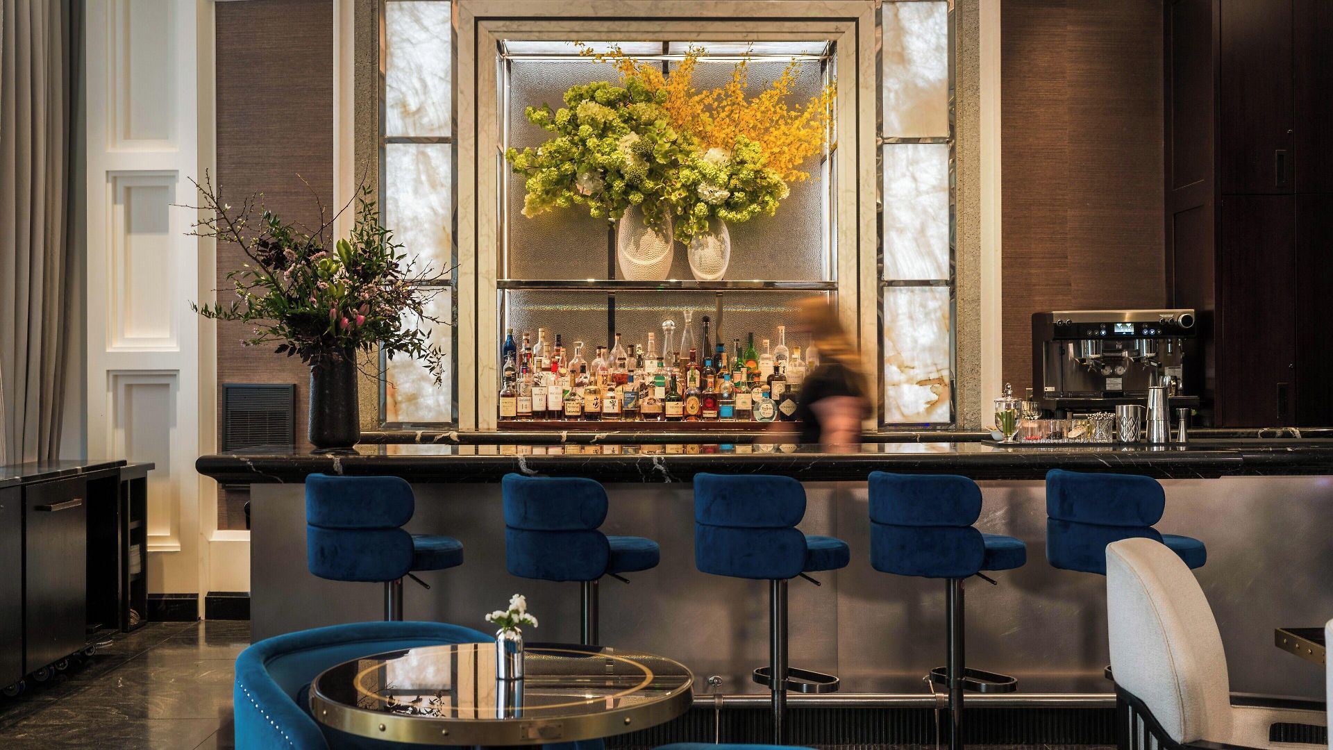 Four Seasons One Dalton Street, 5*