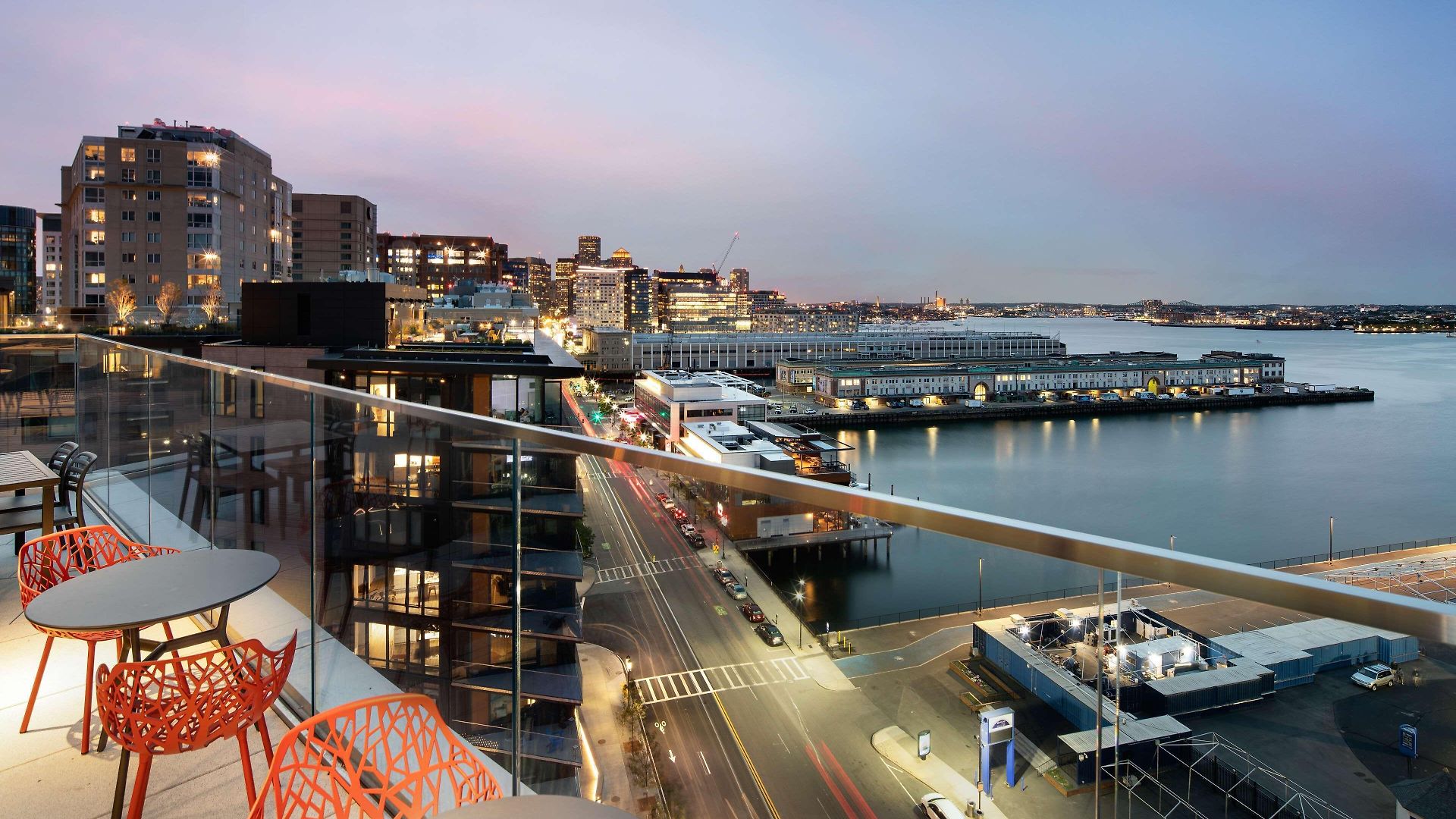 Hyatt Place Boston/seaport District 3*