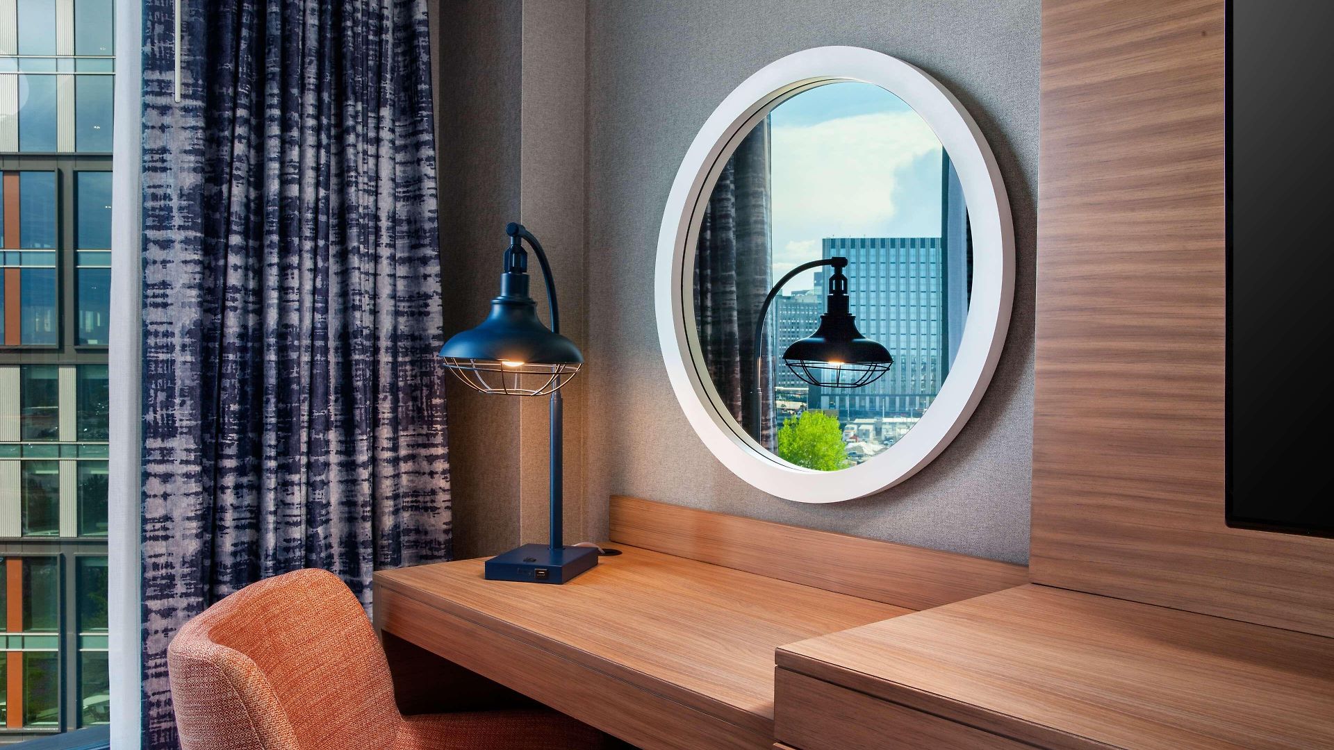 Hampton By Hilton At The Seaport District Hotel 3*