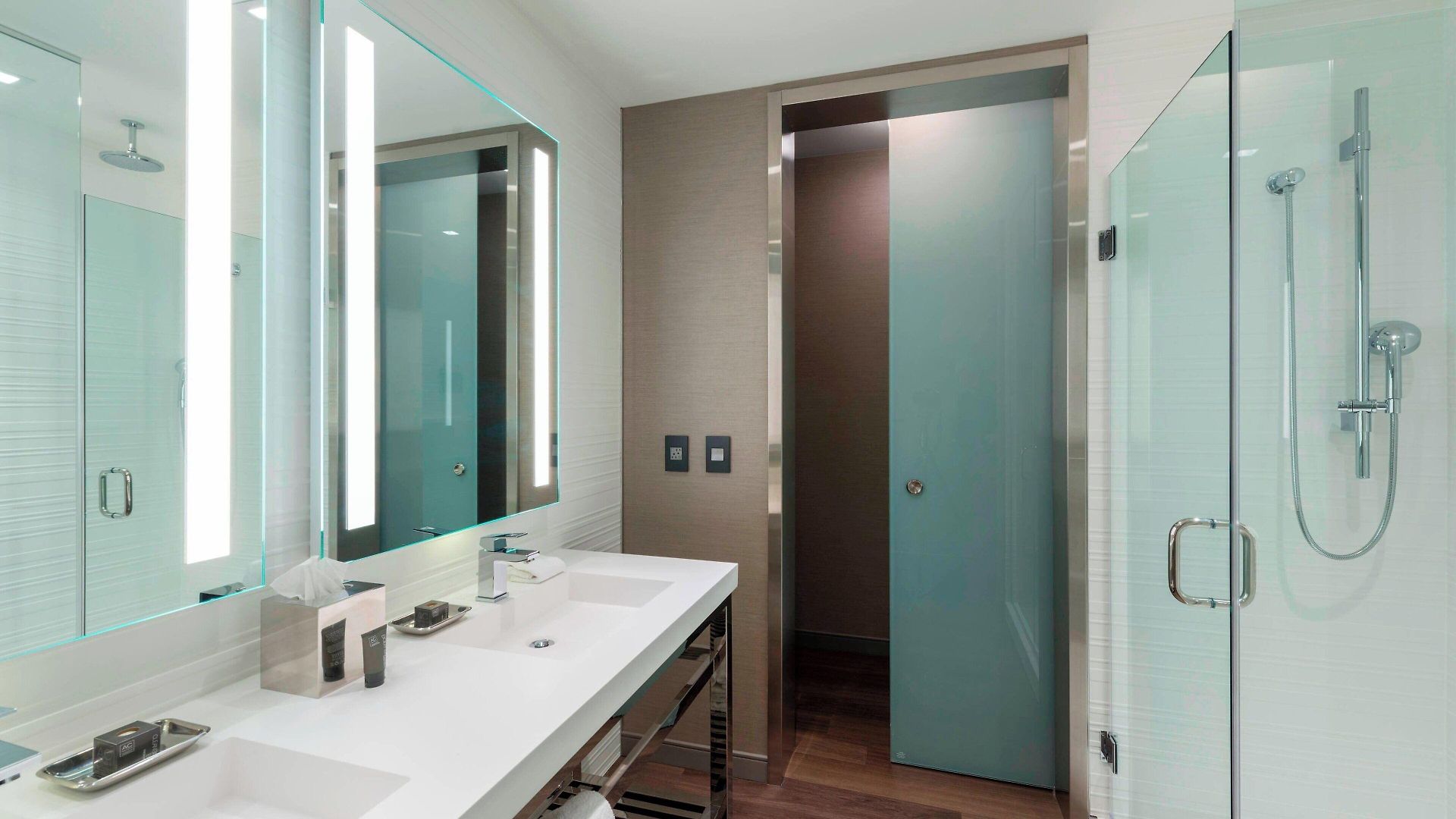 Ac By Marriott Downtown 4*