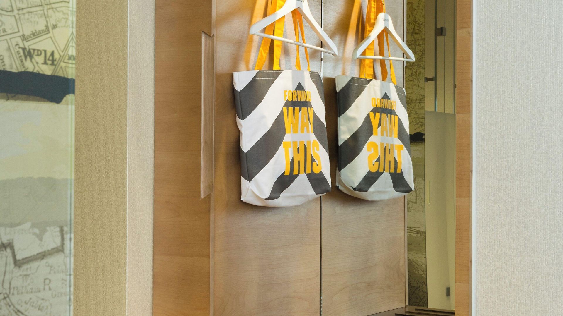 The Envoy Hotel, Autograph Collection Hotel 4*