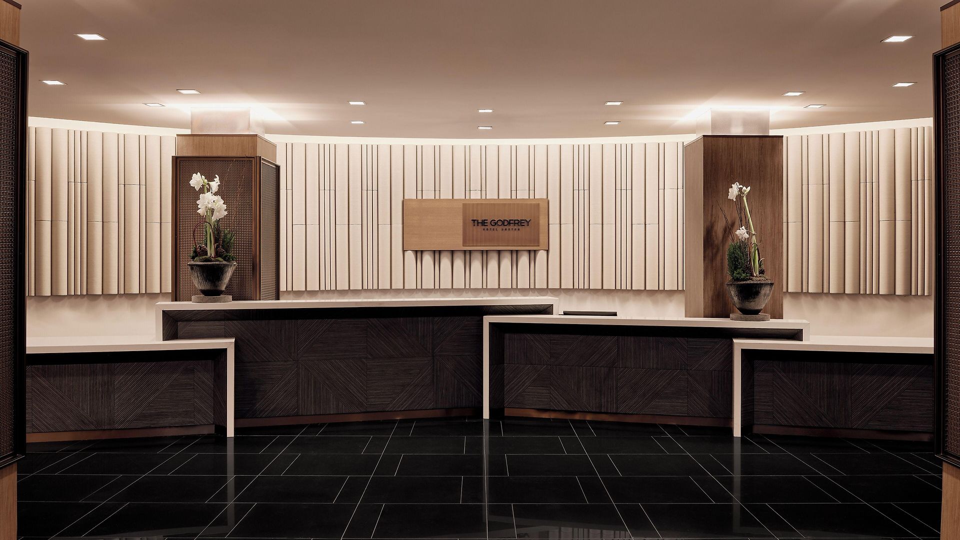 The Godfrey Hotel 4*