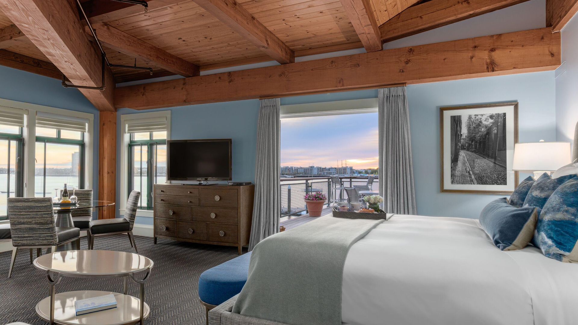 Yacht Haven Inn