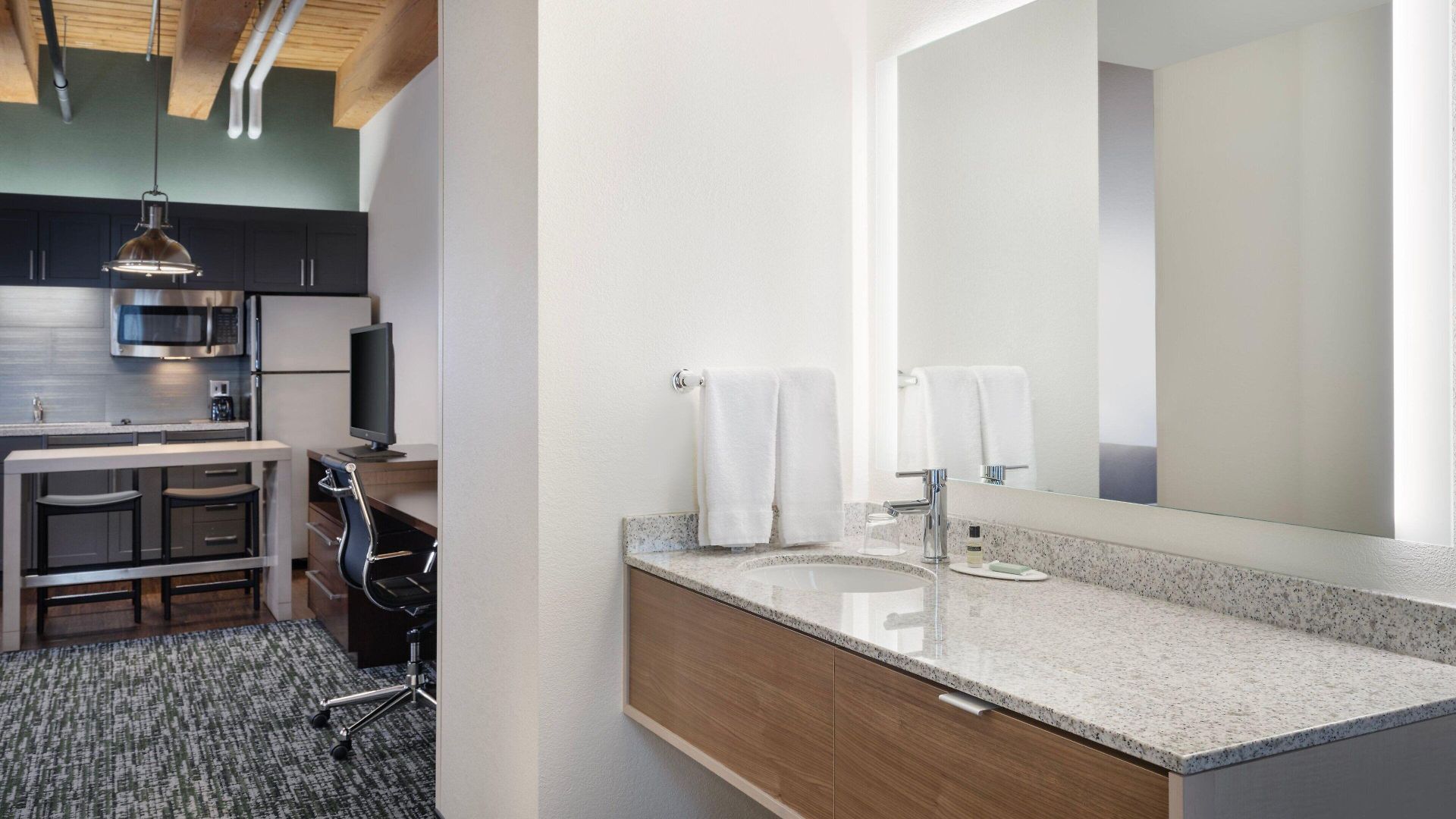 By Marriott Downtown Seaport 3*