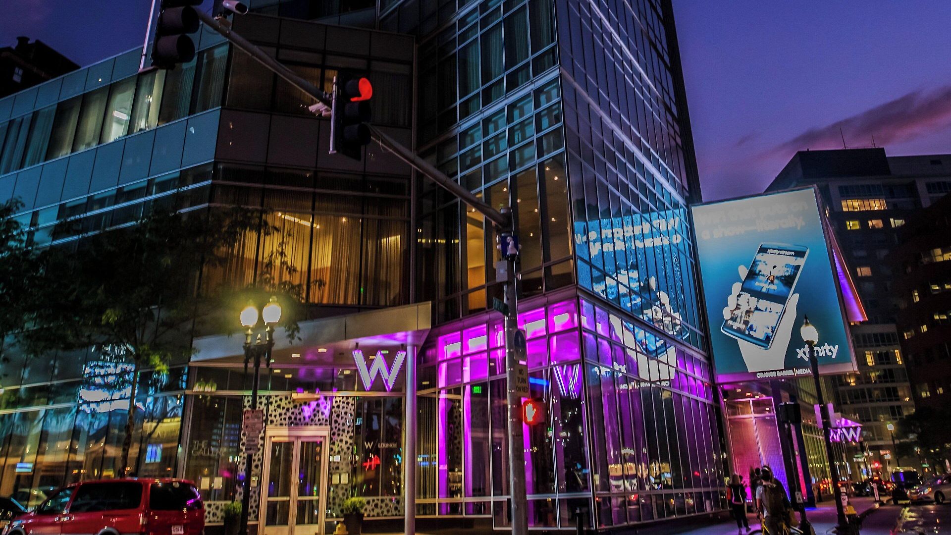 W Hotel 4*