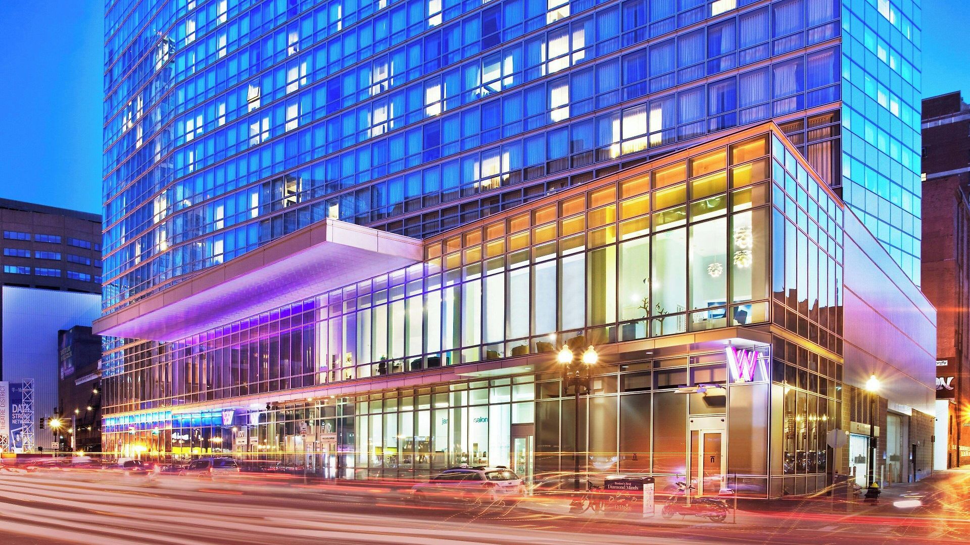 W Hotel 4*