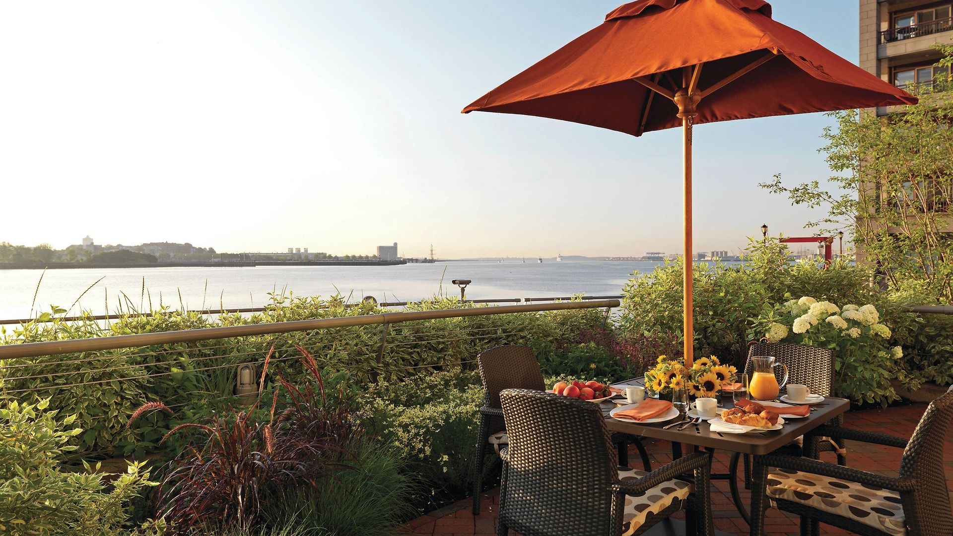 Battery Wharf Hotel, Waterfront Boston