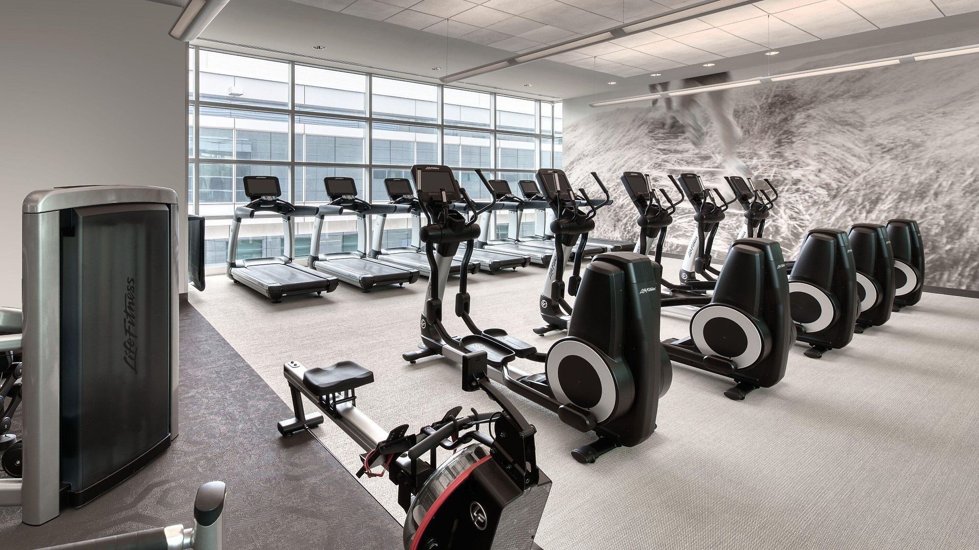 The Westin Seaport District 4*