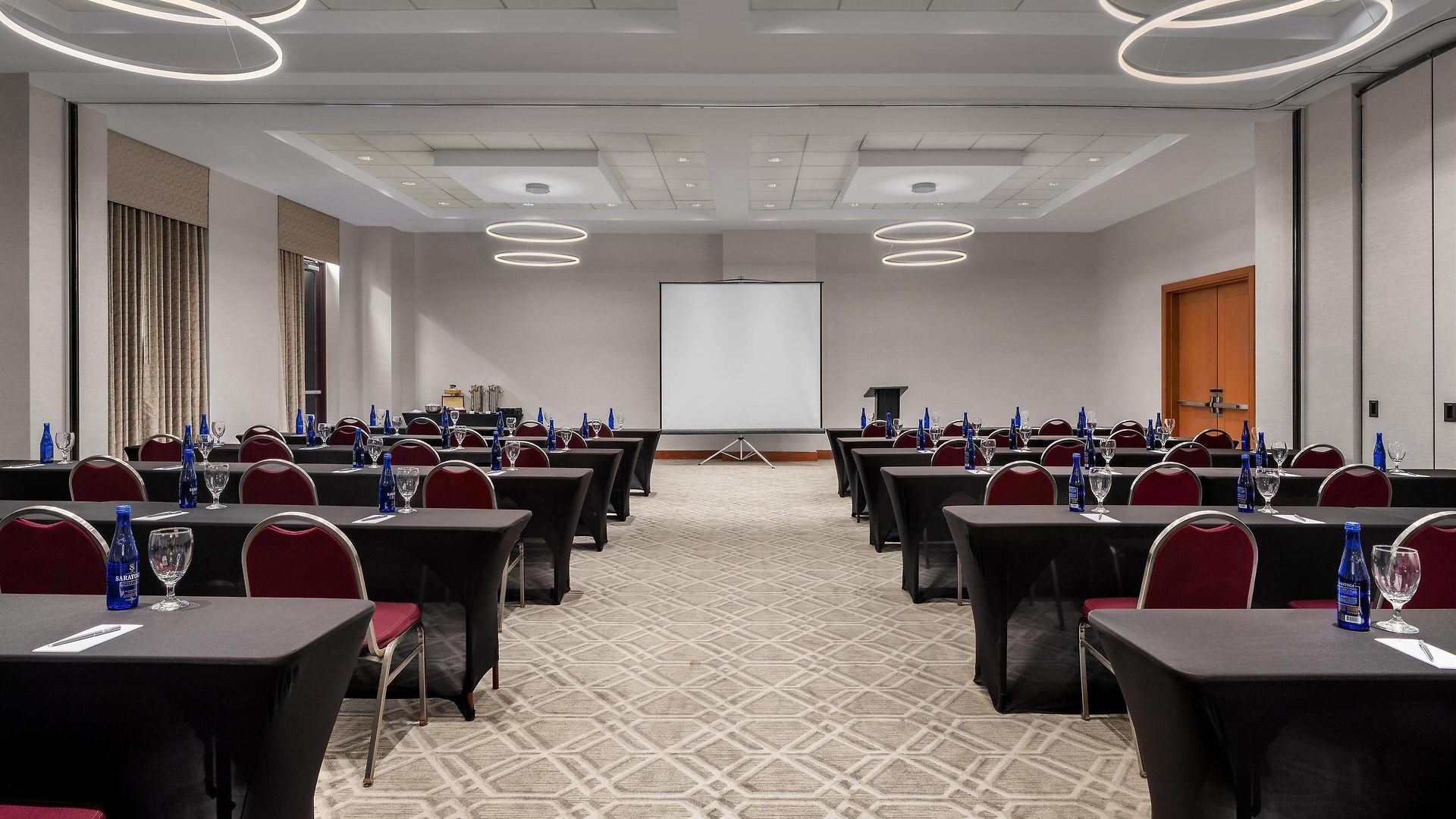 Embassy At Logan Airport Hotel Boston