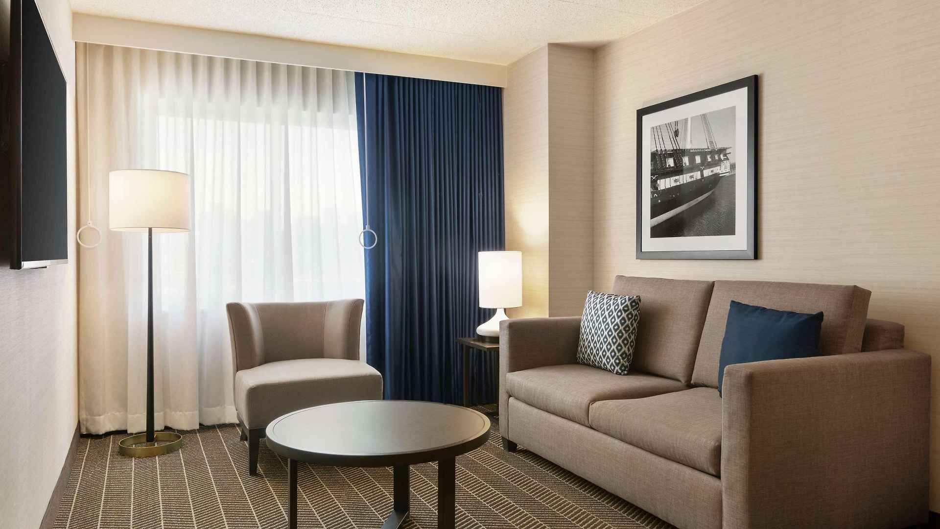 Embassy At Logan Airport Hotel