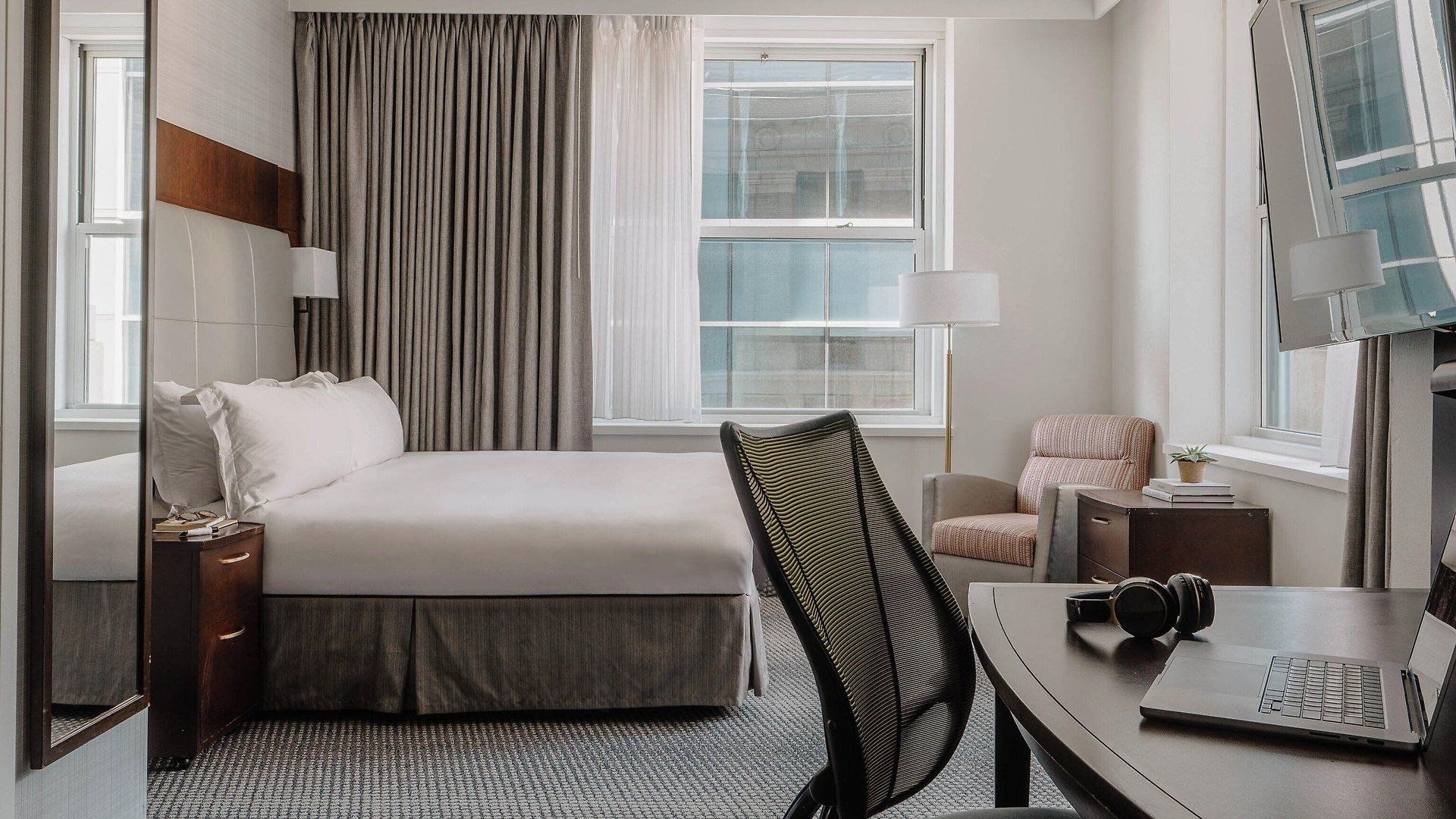 Club Quarters Faneuil Hall, Hotel