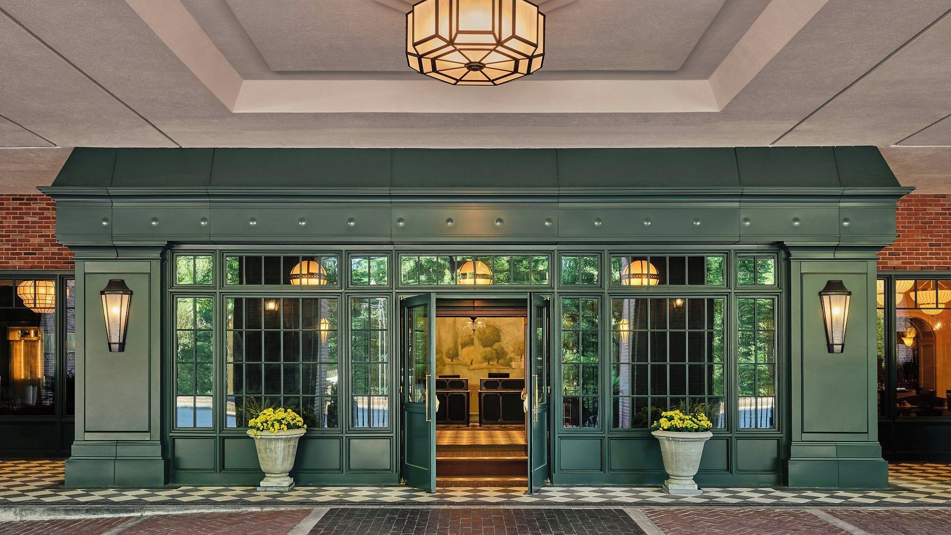 Four Seasons 5*